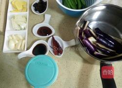 豆角烧茄子的做法图解1
