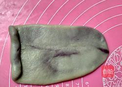 紫薯蛋黄酥的做法图解7