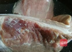 南乳炖肉的做法图解1