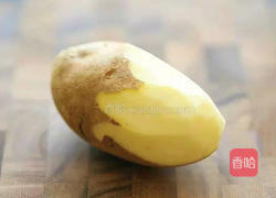 葱香煎土豆的做法图解1