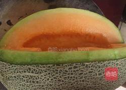 鲨鱼嘴哈密瓜的做法图解9