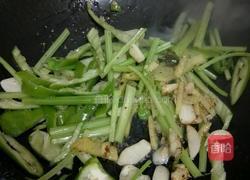 芹菜炒猪肝的做法图解5