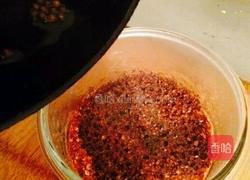 炒鸡下饭的香菇辣椒酱的做法图解2