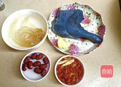 花胶炖鸡汤的做法图解1