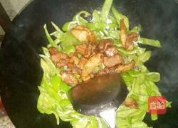 尖椒炒肉的做法图解4