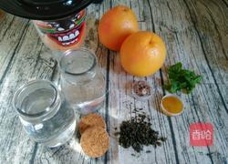 85℃的霸王葡萄柚(西柚绿茶饮)的做法图解2