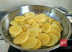 炸土豆球的做法图解1