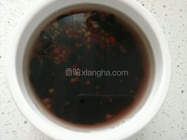 泡好，用原汁煮粥