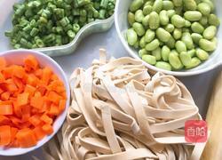 蔬菜丁汤面的做法图解1