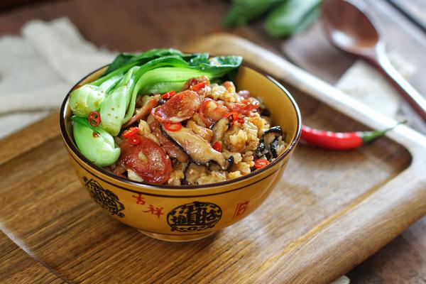 电饭煲煲仔饭