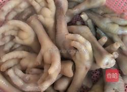 药膳鸡爪汤的做法图解2