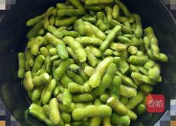 高压锅煮麻辣毛豆的做法图解2