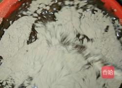 龟苓膏的做法图解2