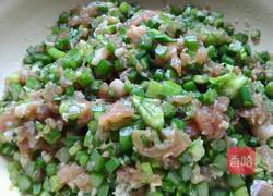 韭苔馅饺子的做法图解3