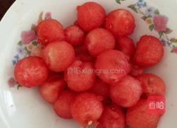 冰爽西瓜球 的做法图解2