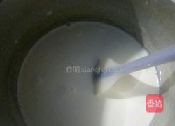 椰蓉牛奶椰汁糕的做法图解4