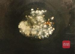 淡菜肉炒蘑菇的做法图解2