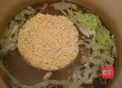 深夜拌面的做法图解2