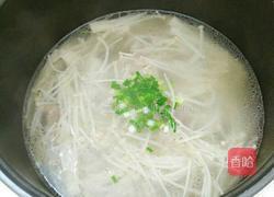排骨金针菇汤的做法图解6