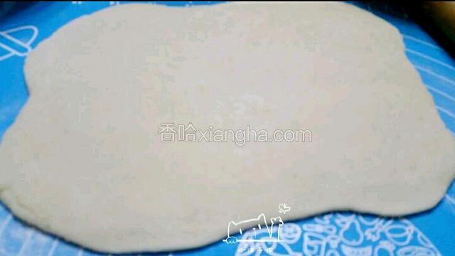 又擀成大方饼子