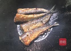干烧秋刀鱼的做法图解4