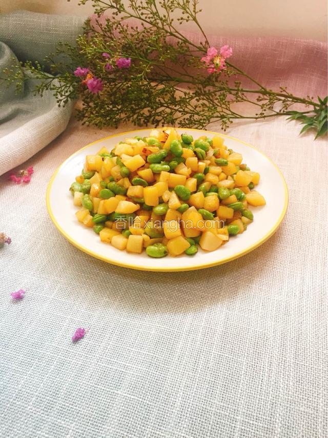 土豆丁炒毛豆子