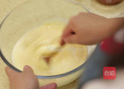 草莓冰激凌的做法图解10