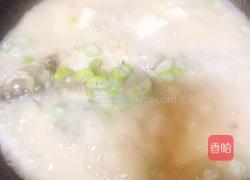鳊鱼豆腐汤的做法图解6