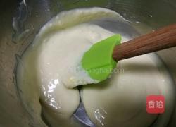 轻松熊慕斯蛋糕的做法图解3