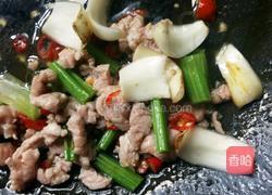 百合芹菜炒肉丝的做法图解8