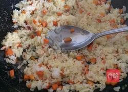 鸡蛋炒米饭的做法图解5