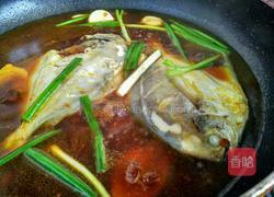 酱烧鲳鱼的做法图解4