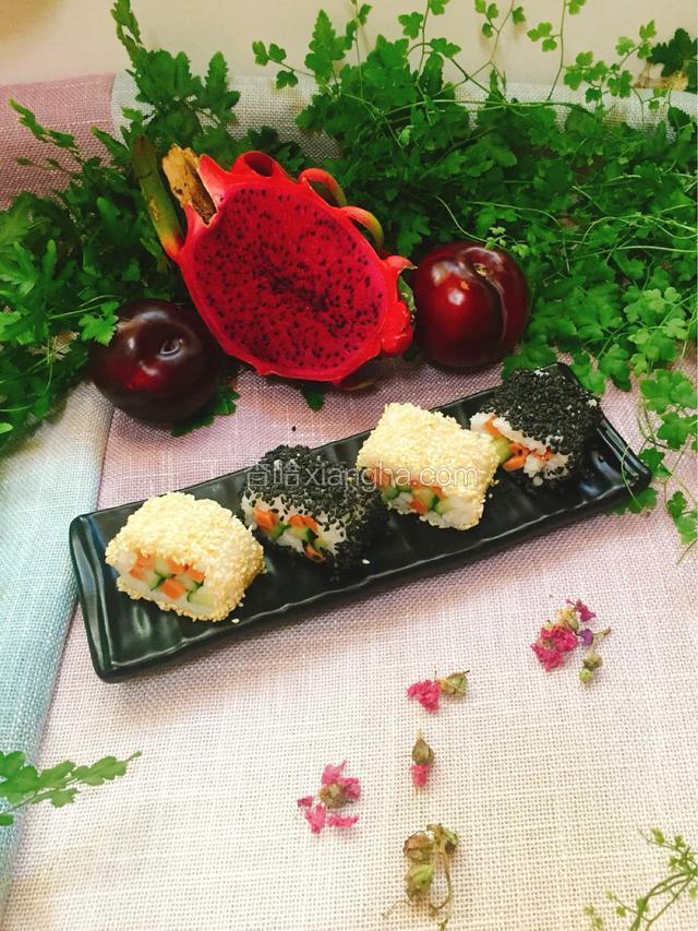 黑白芝麻寿司