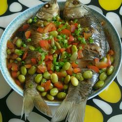 双色鲫鱼的做法[图]