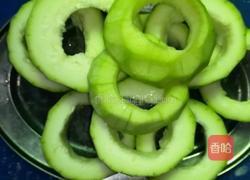 瘦肉酿蒲瓜的做法图解1