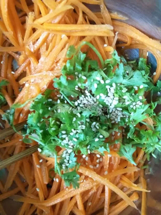 香菜，熟芝麻，芝麻油