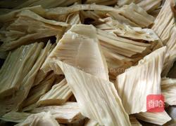 豆角腐竹炒肉片的做法图解2