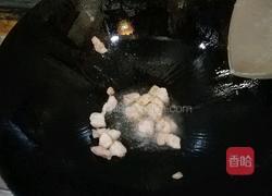 胡萝卜土豆肉丁的做法图解1