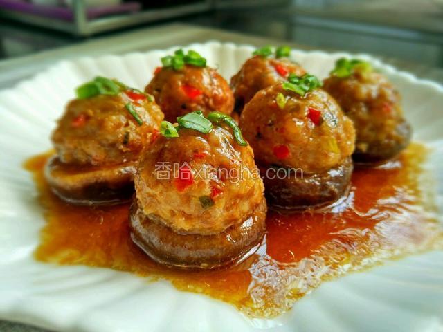 藕丁鲜肉酿香菇