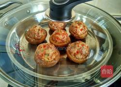 藕丁鲜肉酿香菇的做法图解11