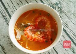 酸辣鲈鱼斑节虾汤的做法图解12