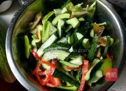 黄瓜咸菜的做法图解3