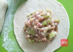 猪肉包菜馅包子的做法图解13