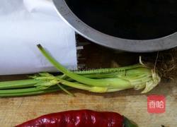 三鲜酱红椒鲜菇辣面（酱意面）的做法图解1