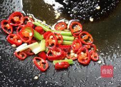 三鲜酱红椒鲜菇辣面（酱意面）的做法图解7