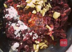 香辣牛肉的做法图解1