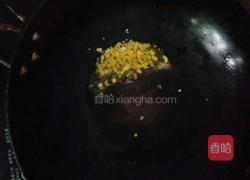 酸豆角炒包心菜的做法图解5