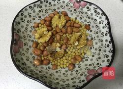 花生核桃豆浆的做法图解3