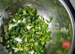 葱花蛋卷的做法图解2