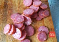 泡椒春笋炒香肠的做法图解2